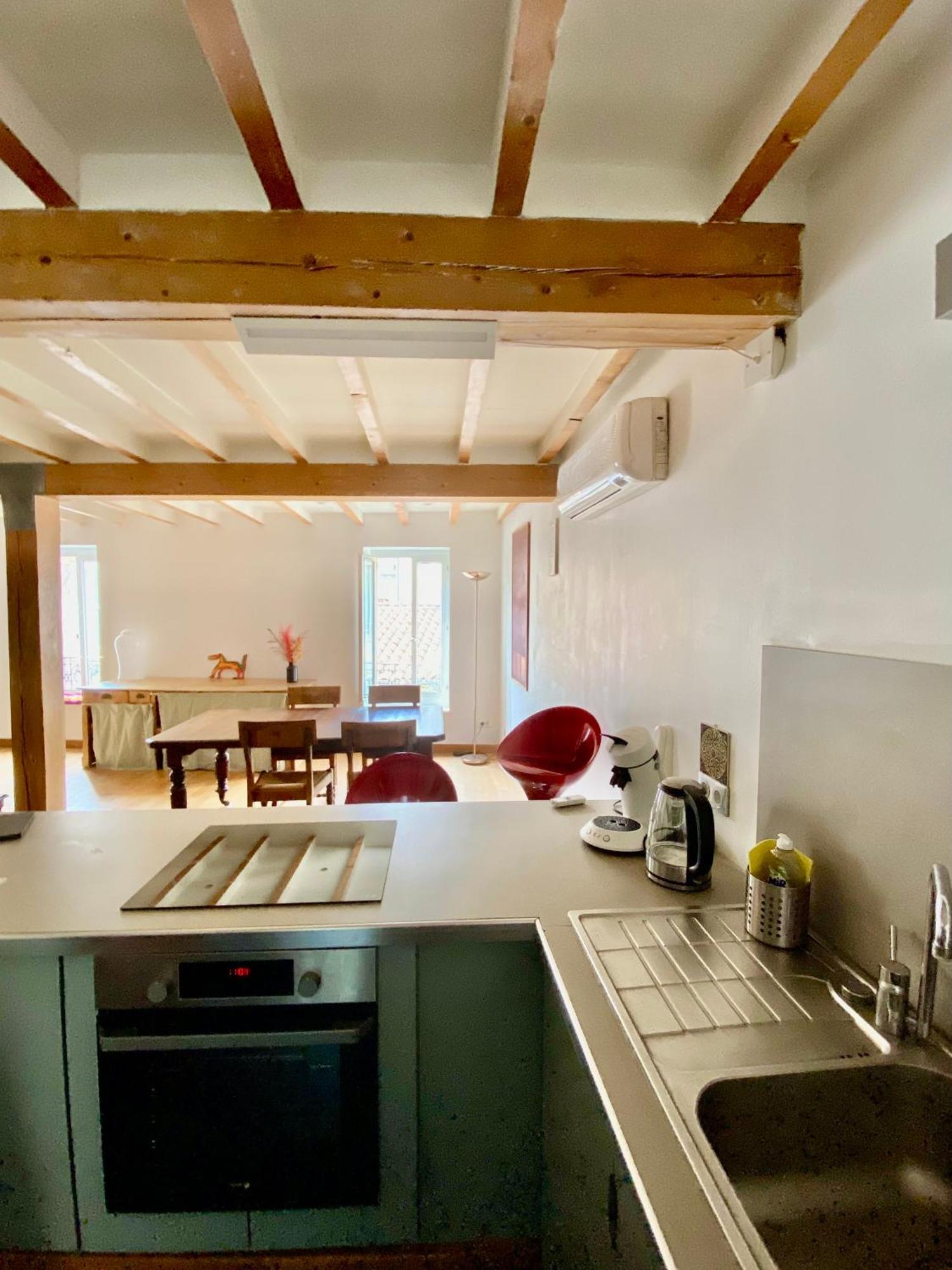 Medieval Avignon, Calm, Stunning & Spacious 60M2 Luaran gambar